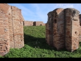 04677 ostia - regio i - insula xvi - caseggiato (i,xvi,2) - via delle terme del mitra - 1. raum - bli ri osten - 01-2024.jpg